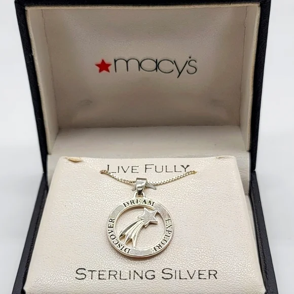 Macy's NIB Sterling Live Fully Necklace - Picture 1 of 3